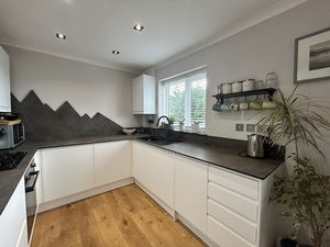 Photo 7- click for photo gallery